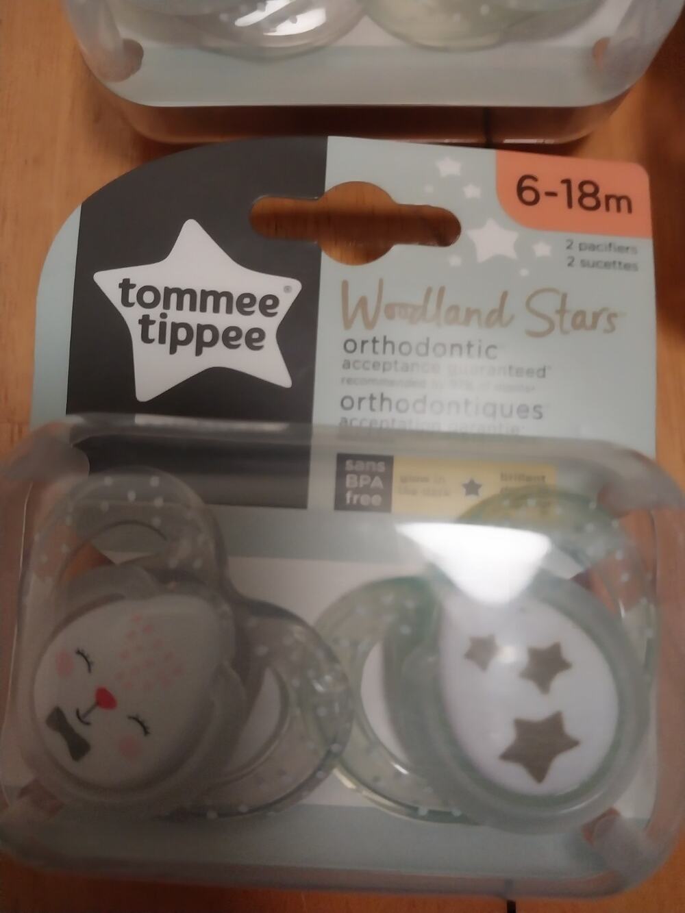 Tommee Tippee Orthodontic Pacifers Lot Of 2 6-18 Month Glow In The Dark 6-18